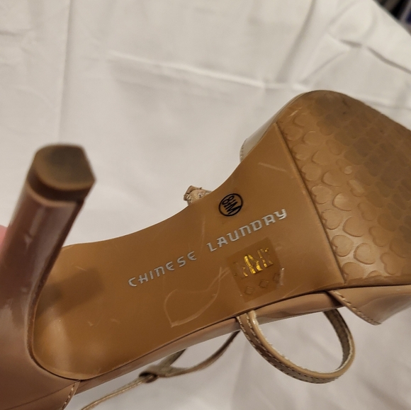 Chinese Laundry Heels - Picture 8 of 9